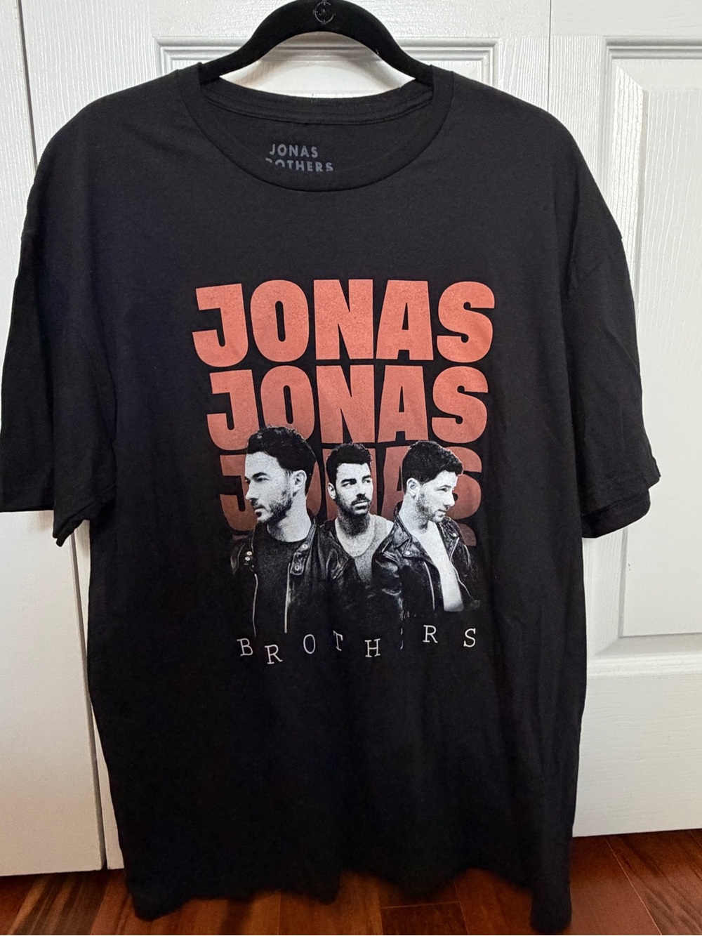 Jonas Brothers graphic tshirt